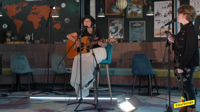 Colours in the street, Mada & Mathilde & David Henry, Sylvain DIEMS en live au Futuroscope